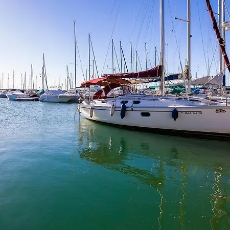 Sweet In Puerto Marina *